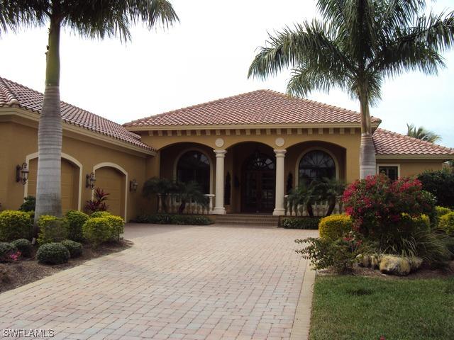 18900 Knoll Landing Dr., Fort Myers, FL