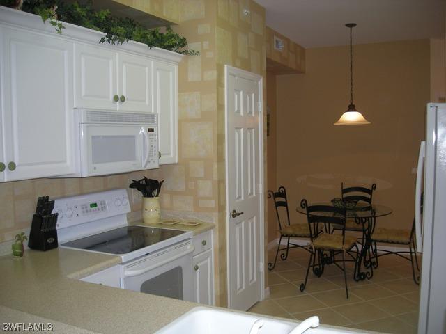 3984 Bishopwood Ct. #104, Naples, FL 34114