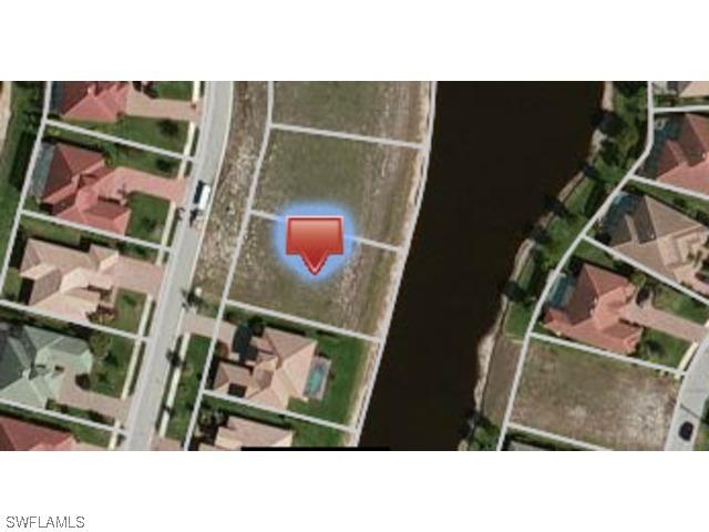 303 Saddlebrook Ln., Naples, FL 34110