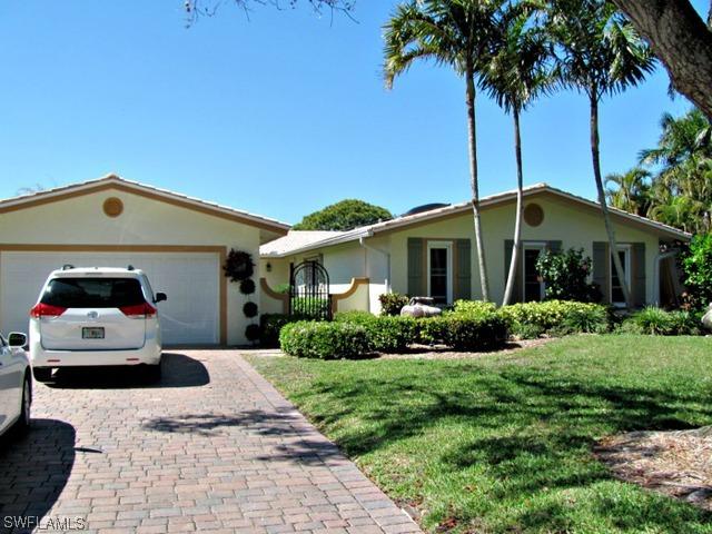 501 Yucca Rd., Naples, FL 34102