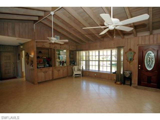 5093 Starfish Ave., Naples, FL