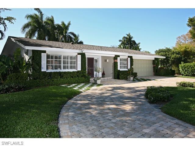 3003 Crayton Rd., Naples, FL 34103