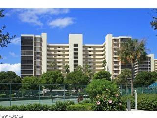 11 Bluebill Ave. #404, Naples, FL 34108