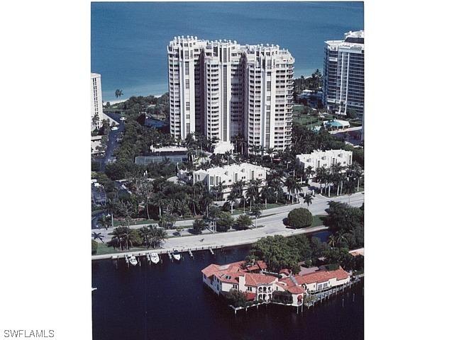 4021 Gulf Shore Blvd. #702, Naples, FL 34103