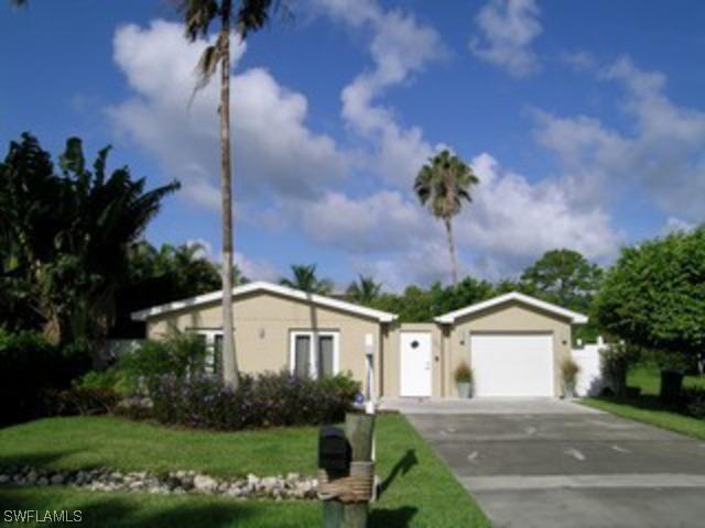 1291 Grand Canal Dr., Naples, FL