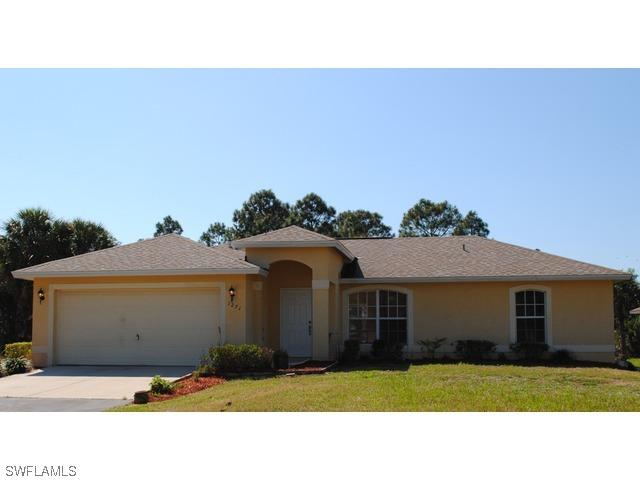 1271 19th St., Naples, FL 34117