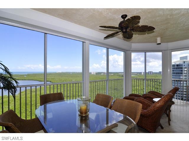 285 Grande Way #1605, Naples, FL 34110