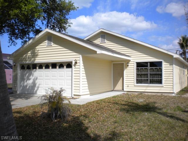 799 104th Ave., Naples, FL 34108