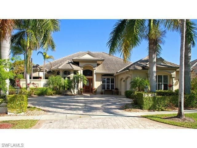 9845 Rocky Bank Dr., Naples, FL 34109