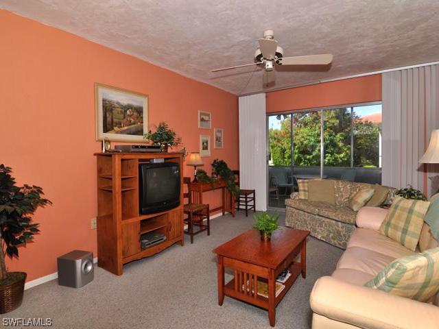 4100 Belaire Ln. #111, Naples, FL 34103