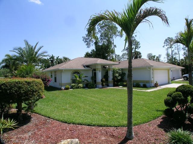 4010 Ivy Ln., Naples, FL