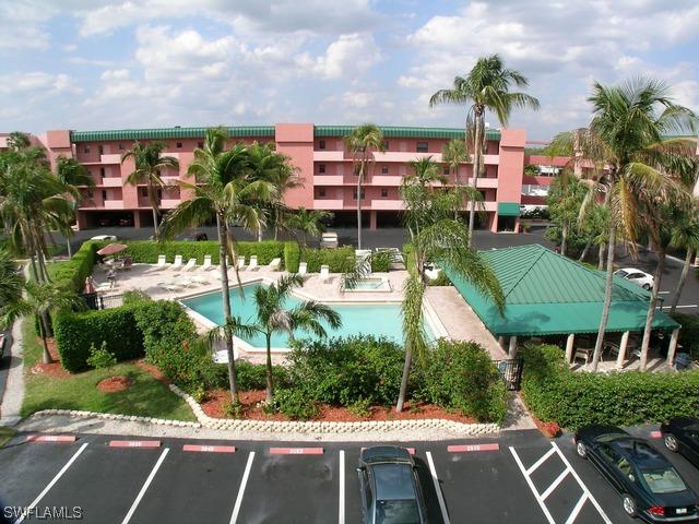 805 River Point Dr. #204, Naples, FL