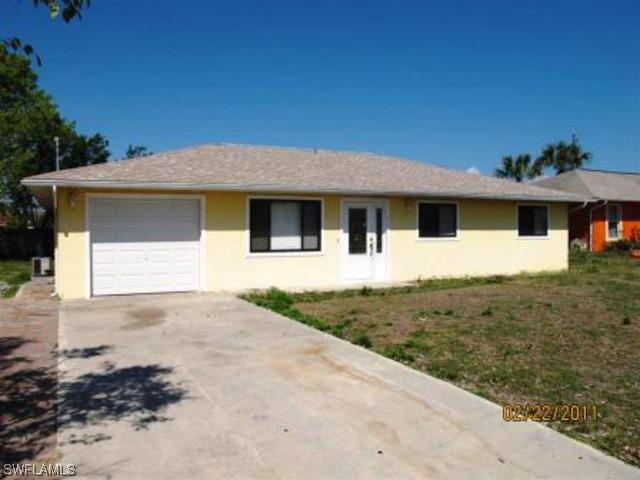 11397 Orange Blossom Dr., Bonita Springs, FL 34135