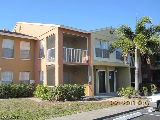 142 Santa Clara Dr. #6, Naples, FL 34104