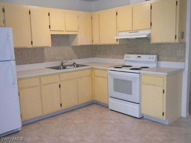 3781-3783 Estey Ave., Naples, FL 34104