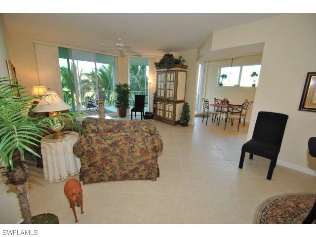 300 Dunes Blvd. #306, Naples, FL 34110