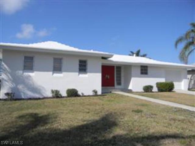 810 Willow Ct., Marco Island, FL 34145