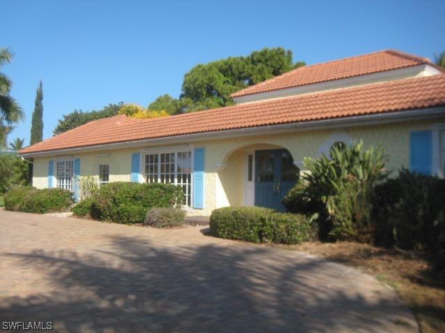 503 Neapolitan Way, Naples, FL 34103