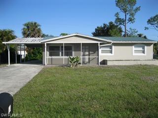 687 Pine Cone Ln., Naples, FL