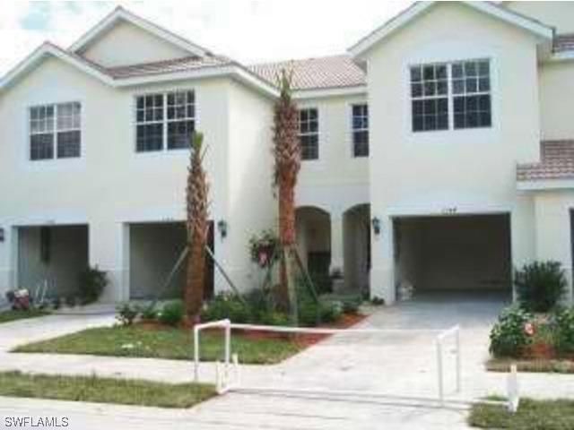 1136 Oxford Ln. #36, Naples, FL