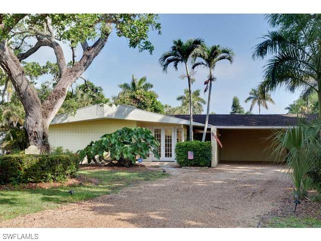 281 Bowline Dr., Naples, FL