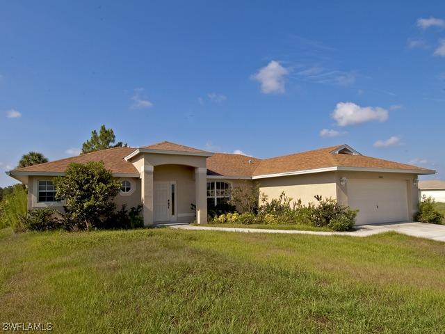 2882 43rd Ave., Naples, FL 34120