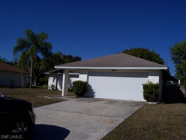 4469 25th Ave., Naples, FL 34116