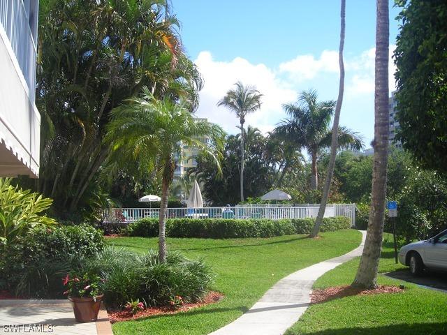 5 Bluebill Ave. #404, Naples, FL 34108