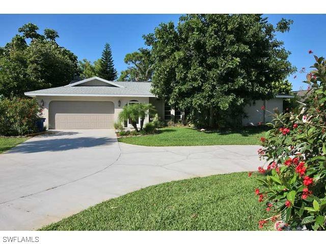27010 Flossmoor Dr., Bonita Springs, FL 34135