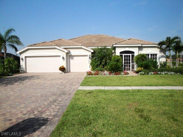 2243 Grove Dr., Naples, FL