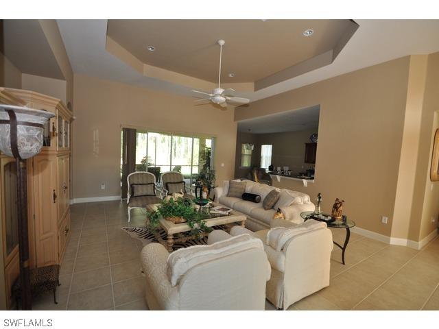 26464 Doverstone St., Bonita Springs, FL 34135