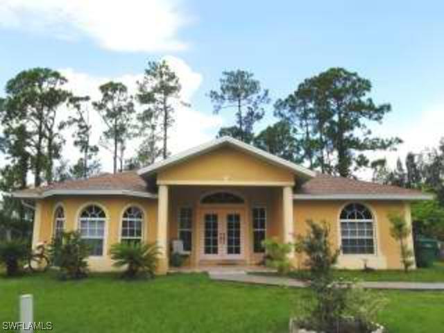 3715 Guilford Oaks Ln., Naples, FL 34112