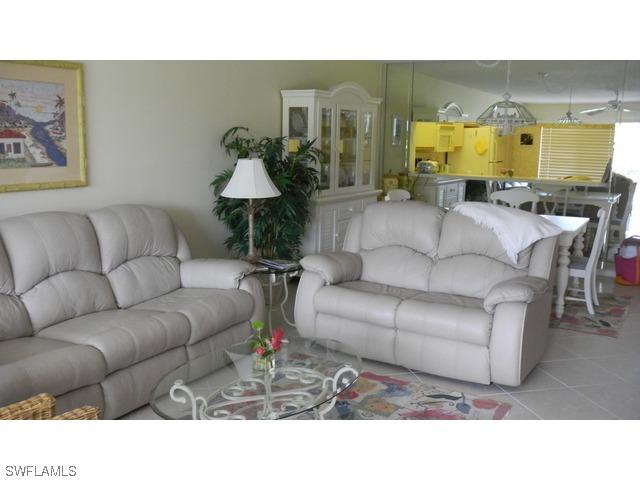 5924 Cranbrook Way #101, Naples, FL