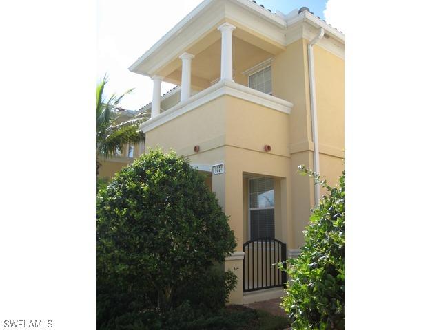 8024 Josefa Way, Naples, FL 34114