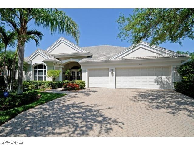 613 Shoreline Dr., Naples, FL 34119