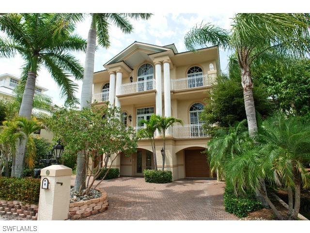 235 Bayfront Dr., Bonita Springs, FL 34134