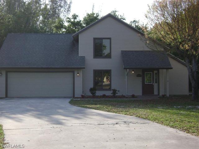 1103 Wisteria Ln., Naples, FL