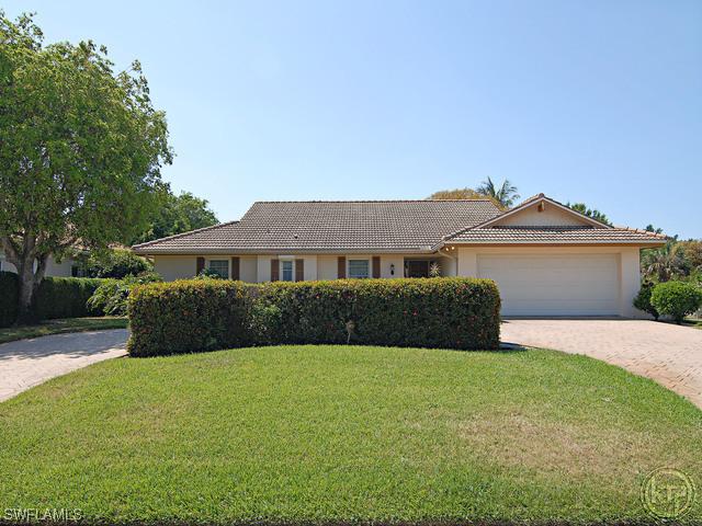 720 Binnacle Dr., Naples, FL 34103