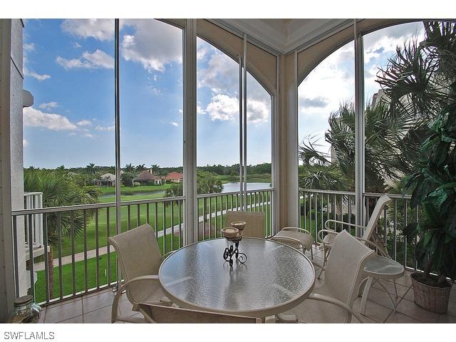 1530 Clermont Dr. #305, Naples, FL 34109