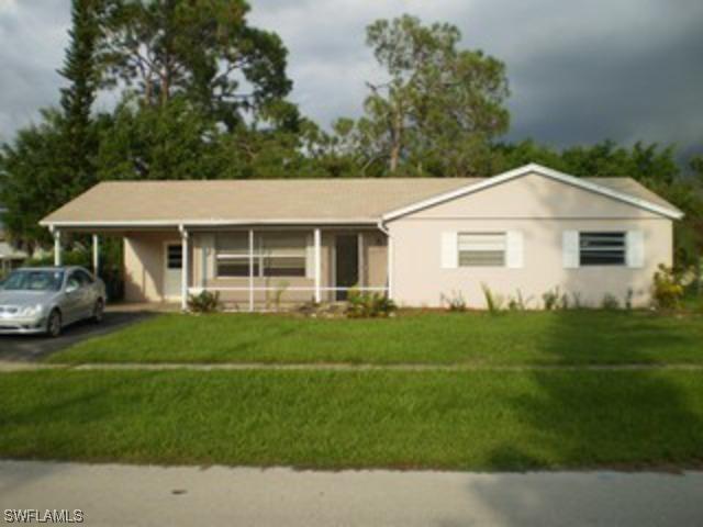 3428 Malaga Way, Naples, FL 34105