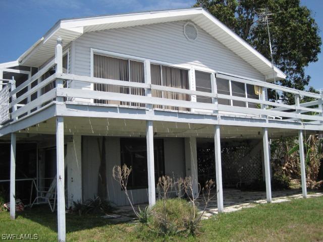 2252 York Rd., St James City, FL 33956