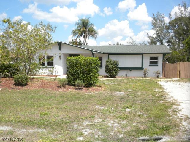 4972 Royal Palm Dr., Estero, FL 33928