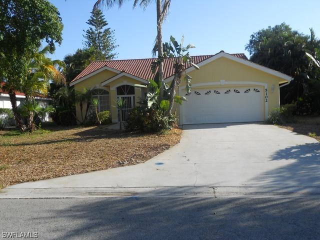 5102 Harrogate Ct., Naples, FL