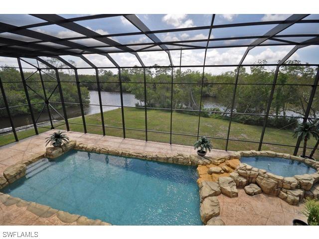 18251 Parkridge Ct., Fort Myers, FL 33908