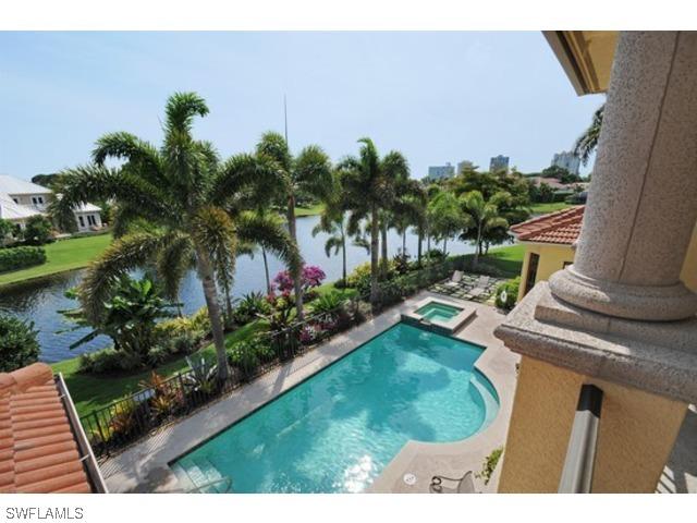 4800 Whispering Pine Way, Naples, FL 34103