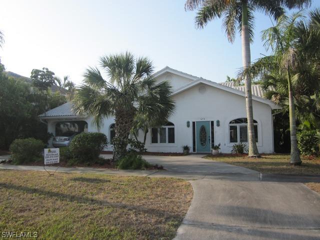 474 Central Ave., Naples, FL