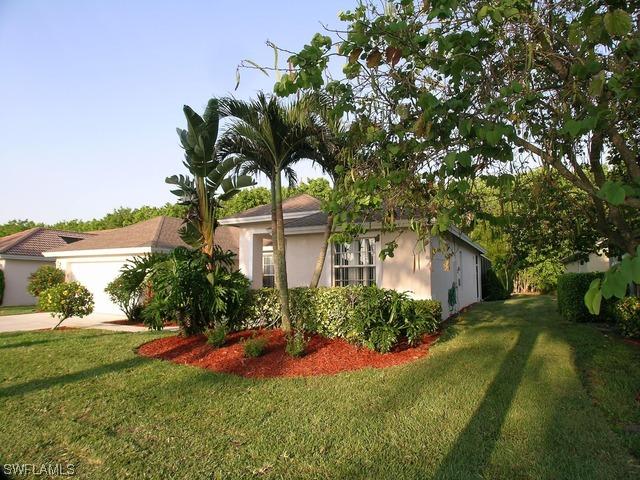 1447 Vintage Ln., Naples, FL 34104