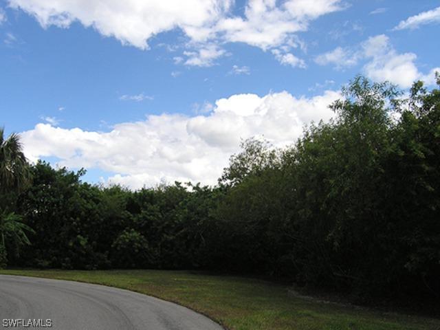 395 Periwinkle Ct., Marco Island, FL