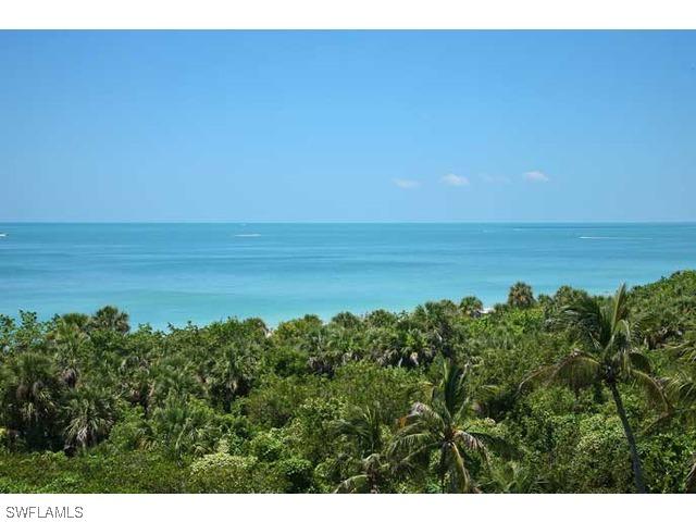 8111 Bay Colony Dr. #404, Naples, FL