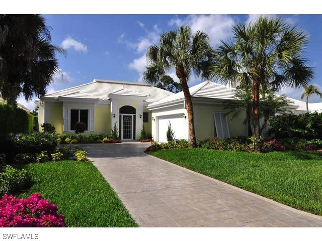 752 Ashburton Dr., Naples, FL 34110